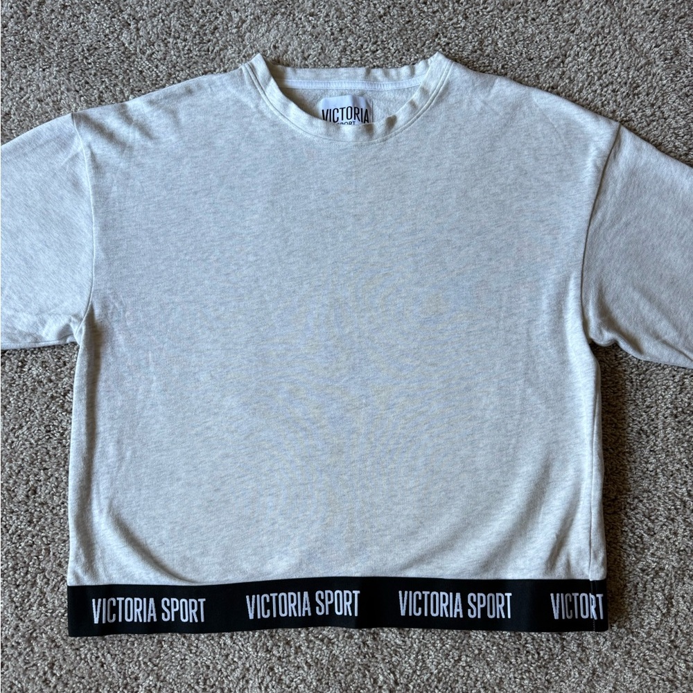 Victoria Sport Cream Sweatshirt